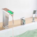 Moderne Chrome Multi-couleur LED Tubfaucet généralisée avec douche à main